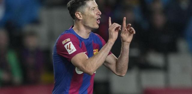 kaiyun-莱万好可怜，首个帽子后未被宣留队