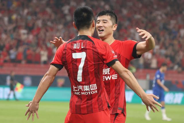 专访李圣龙：10年坚持靠的是态度 爆发？有更高目标