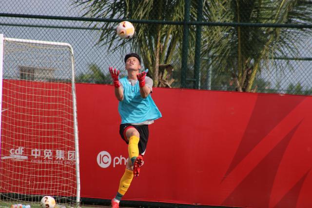 开云体育官网-顾超因手指骨折返杭手术 将铁定缺席中超第一阶段