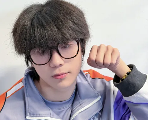 小屿发文道歉：缺乏对女性最基本的尊重，扣除三个月工资