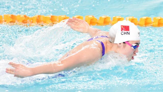开云体育官网-冠军赛张雨霏创100蝶赛季最佳 汪顺叶诗文晋级