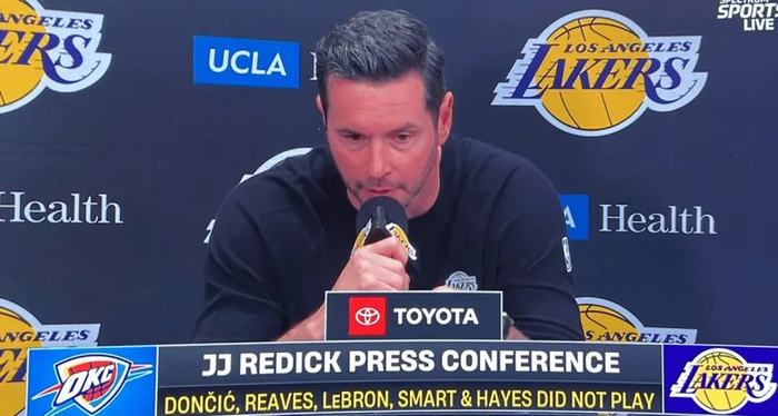 开云官网-雷迪克赛后杀疯了！不满范德彪、艾顿与八村垒表现，季后赛咋办？|贾里德·范德比尔特|俄克拉荷马雷霆队|JJ-雷迪克|洛杉矶湖人队|八村塁_新浪体育_新浪新闻